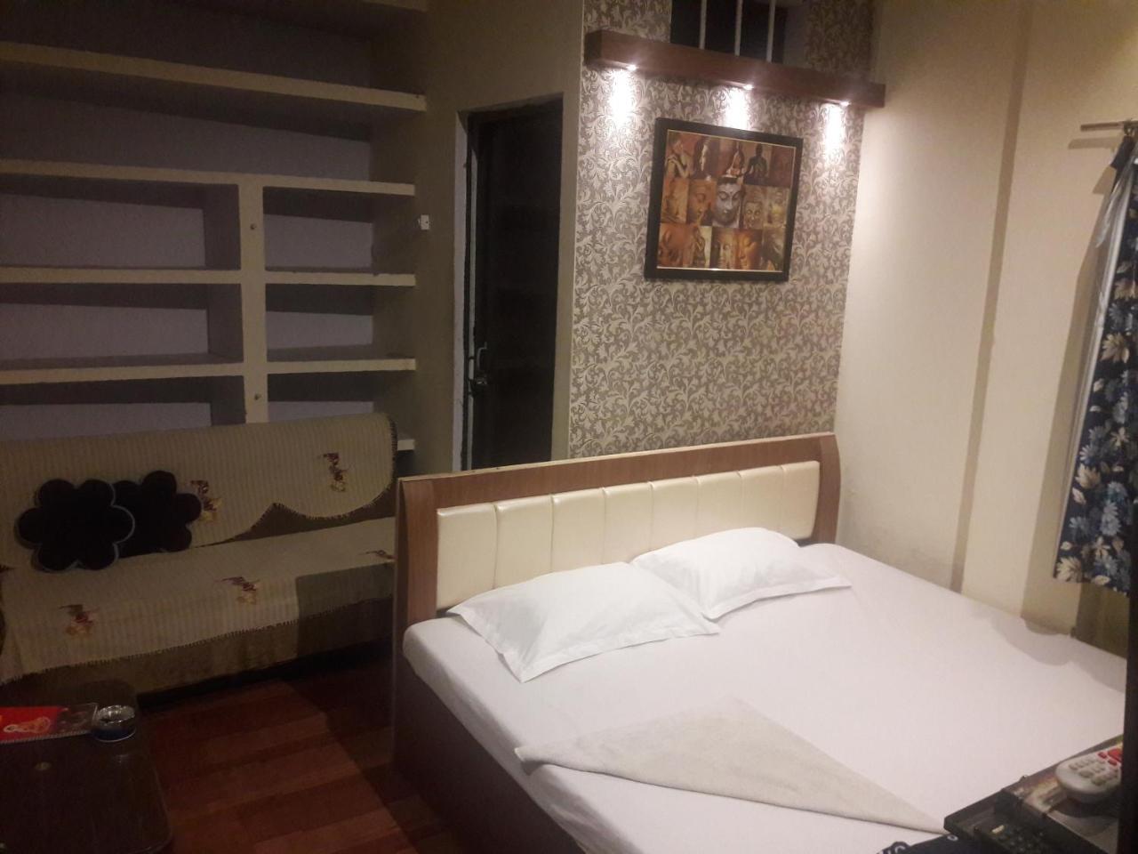 Buddha Guest House Varanasi Exterior foto